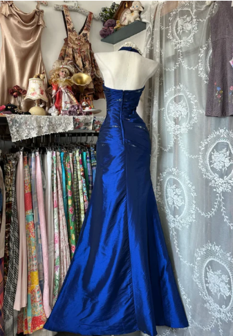 Vintage Halter Mermaid Long Prom Dresses Beaded Royal Blue Satin Birthday Dresses SH5041