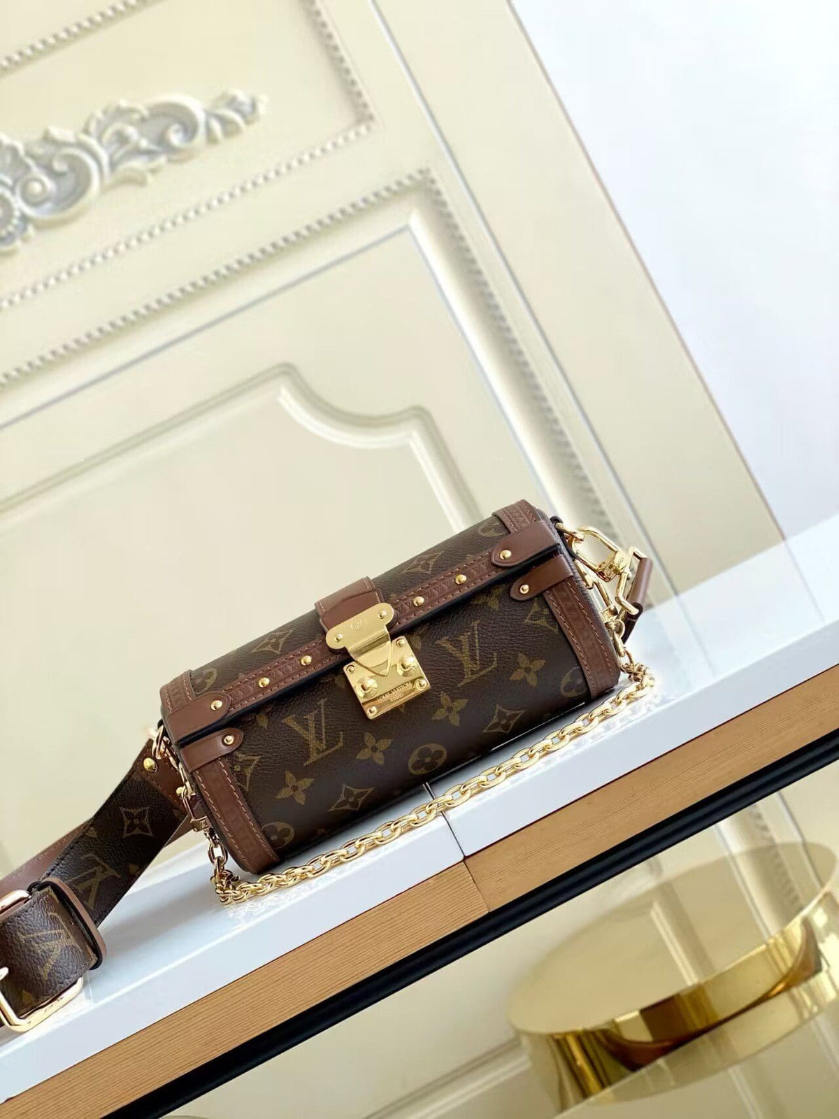 Louis Vuitton M57835 Papillon Trunk