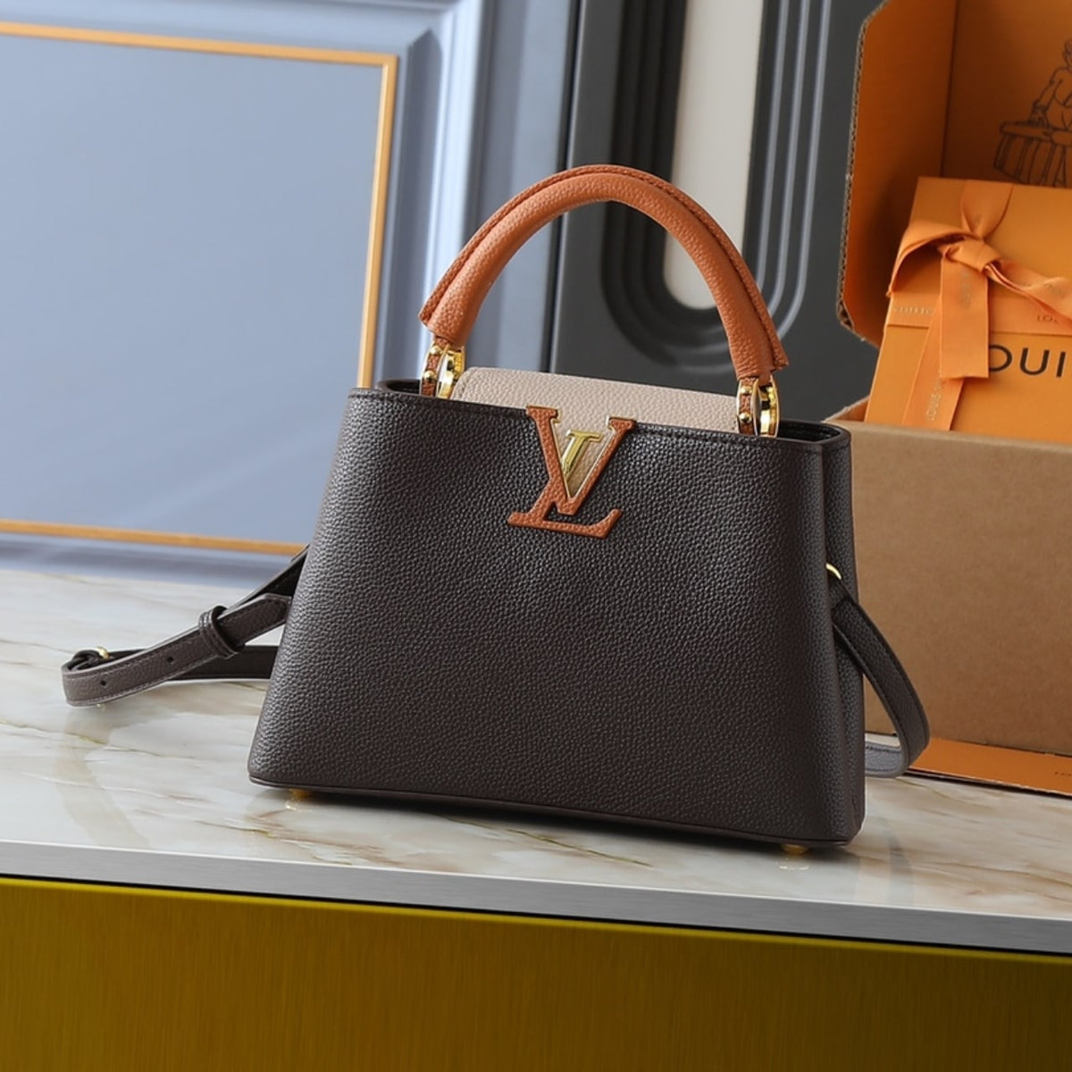 LOUIS VUITTON CAPUCINES MM BAG BROWN 27CM M20581