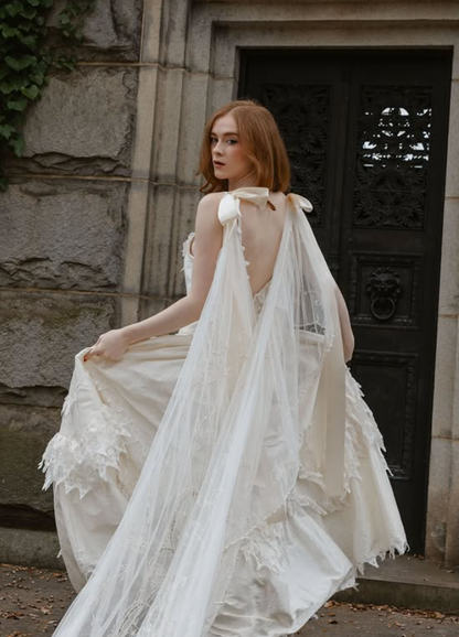Vintage Ivory A Line Straps Lace Appliques Satin Long Wedding Dress SH6095