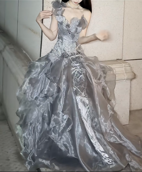 Stunning Grey Ball Gown Off the Shoulder Beaded Organza Satin Prom Dress Party Dress SH5026