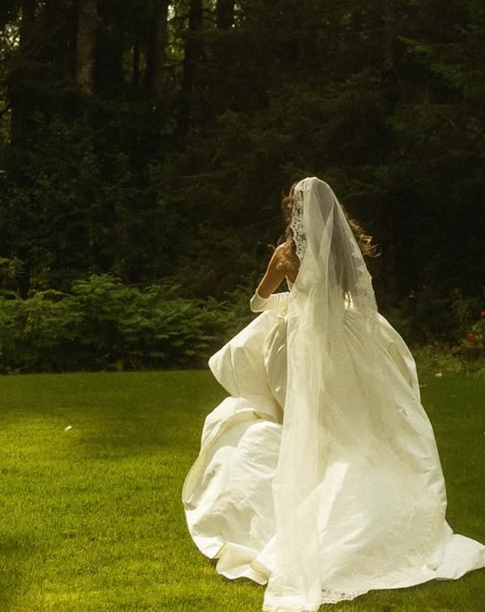 Vintage Classic A Line Sweetheart Neck White Satin Long Wedding Dress SH5187
