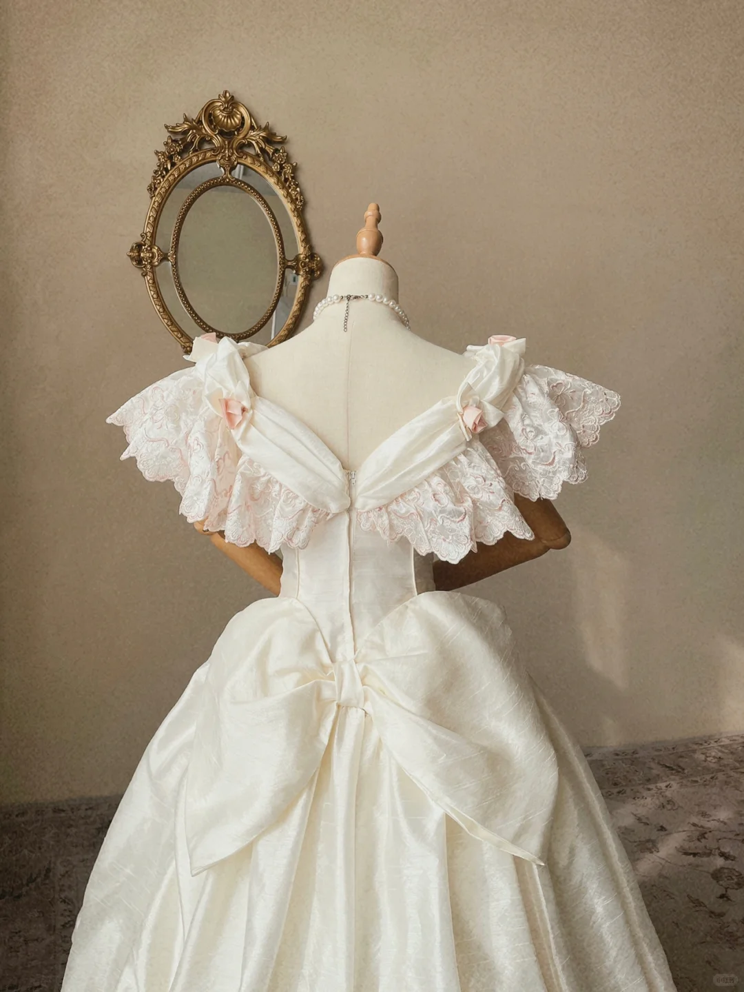 Sweety Retro Ball Gown Off the Shoulder Light Pink Rose Lace Satin Wedding Dress Prom Dress SH5891