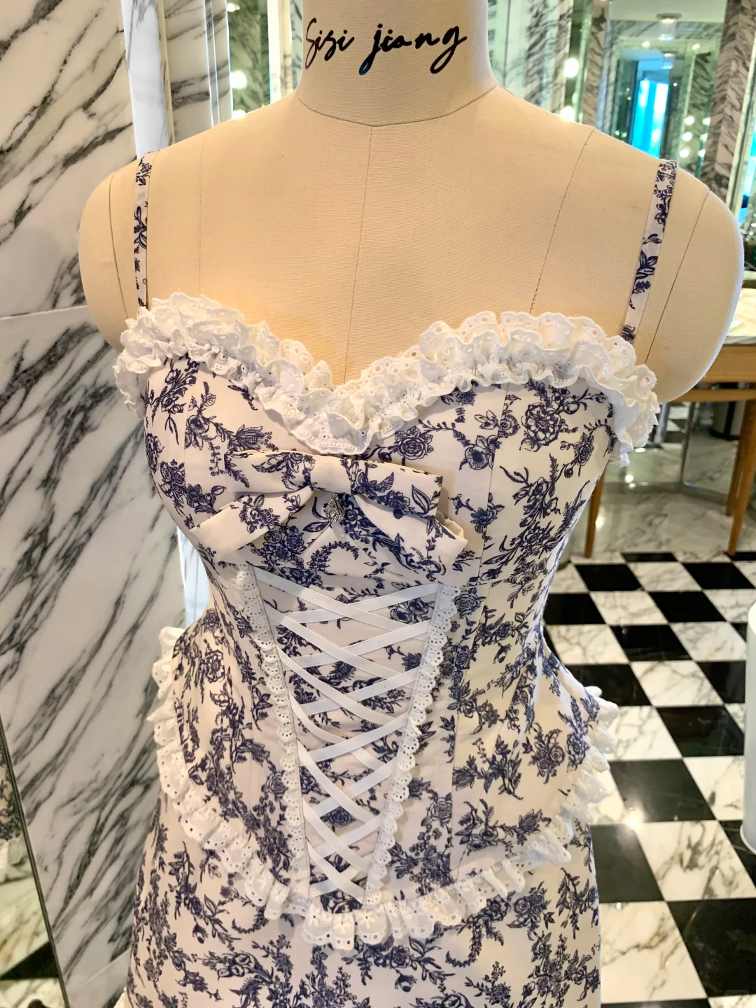 Two Piece Sheath Strapless Blue Print Floral Satin Short Prom Dress Homecoming Dress SH5839