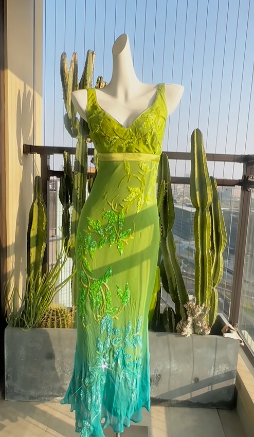 Stunning Vintage Sheath V Neck Beaded Green Blue Ombre Chiffon Prom Dress SH5177