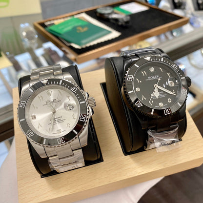 OYSTER PERPETUAL DATE 40MM WHITE & BLACK SHELL