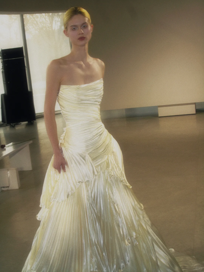 Unique Mermaid Strapless Pleated Ivory Satin Long Wedding Dress SH5097