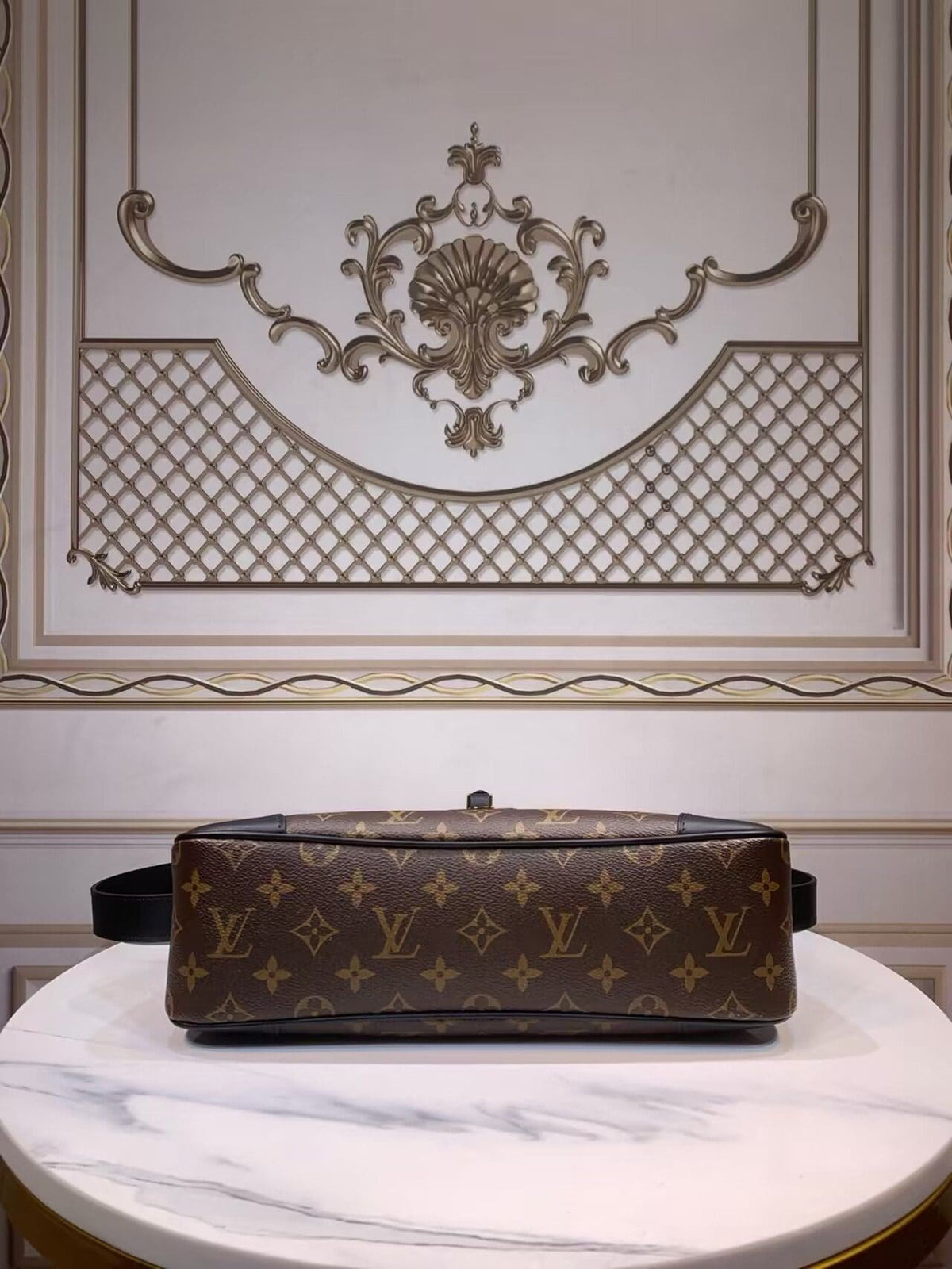 Louis Vuitton M45353 Odéon PM