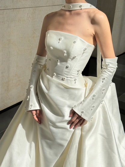 Stunning Ball Gown Strapless Exquisite Beaded White Satin Wedding Dress SH5278