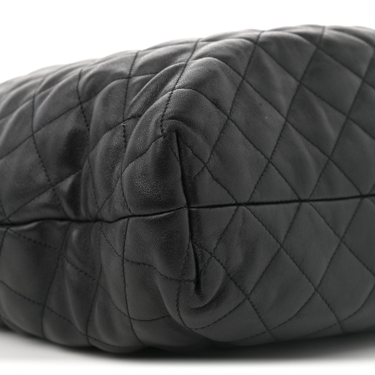 Lambskin Quilted Maxi Icare Shopping Tote Black