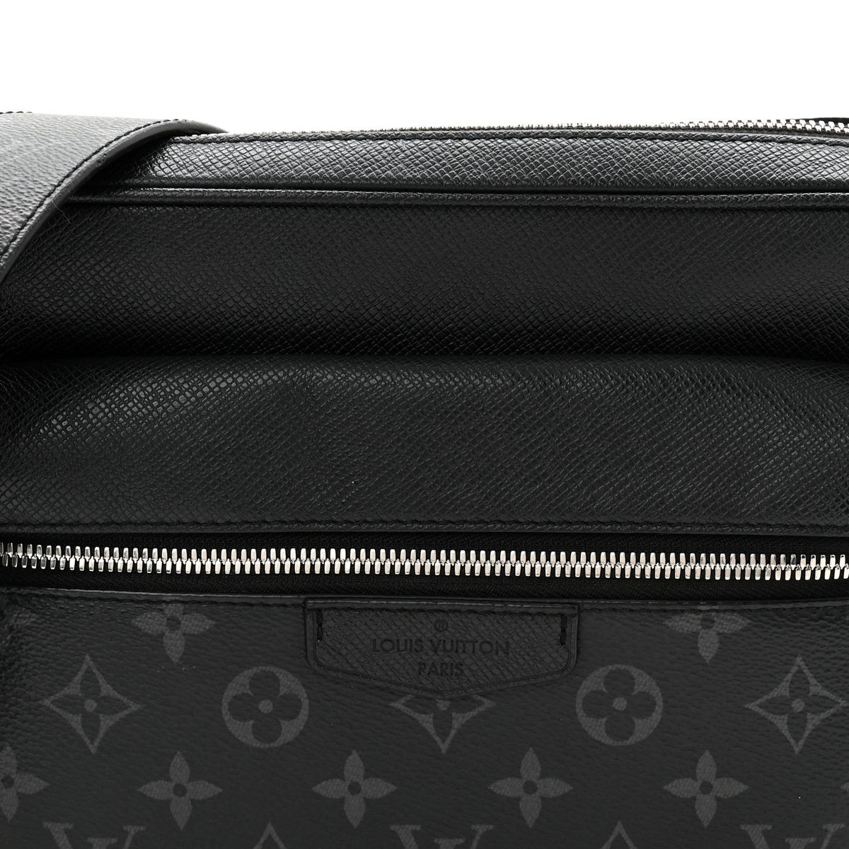 Taiga Monogram Eclipse Outdoor Messenger Black