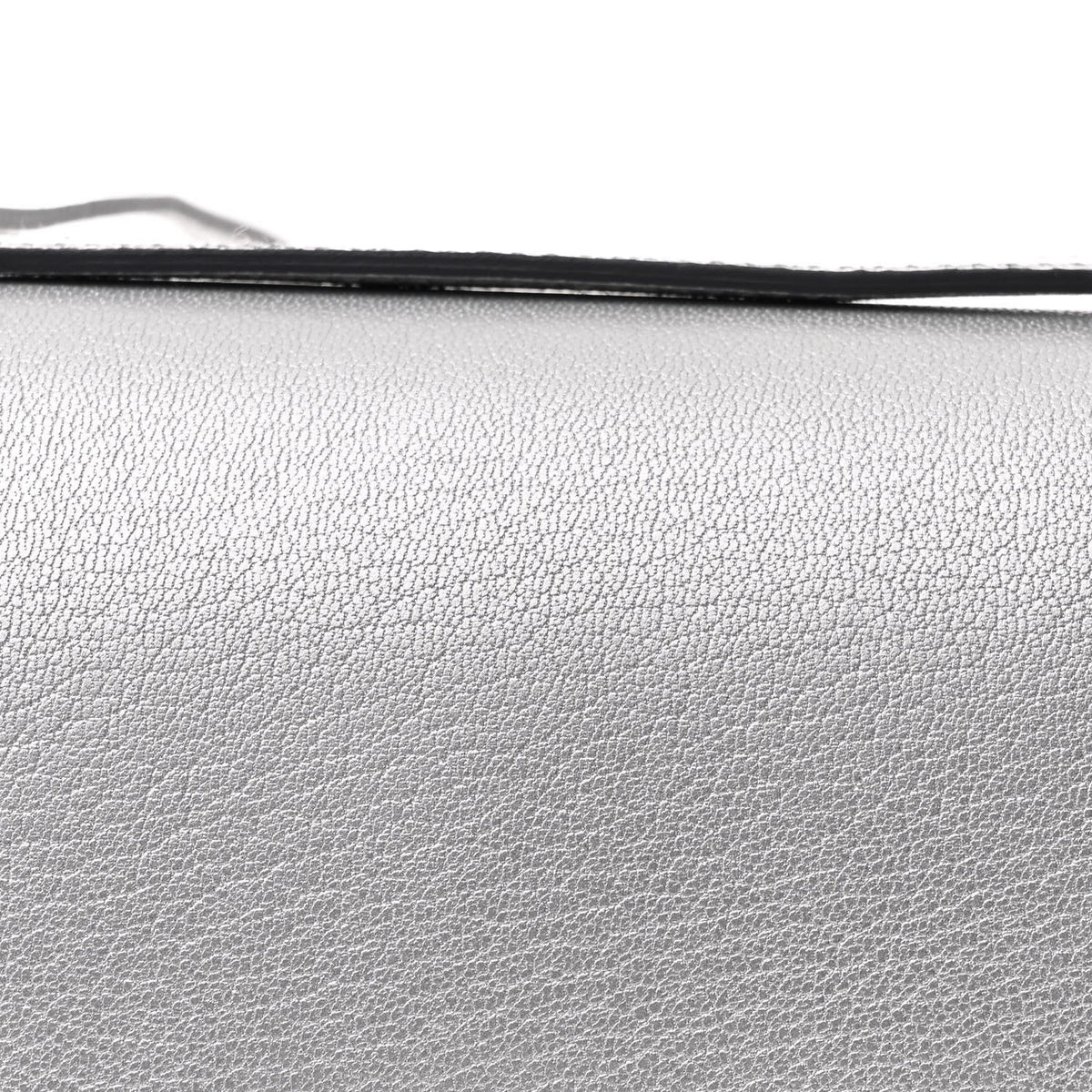 Metallic Chevre Chamkilight Constance 18 Argent
