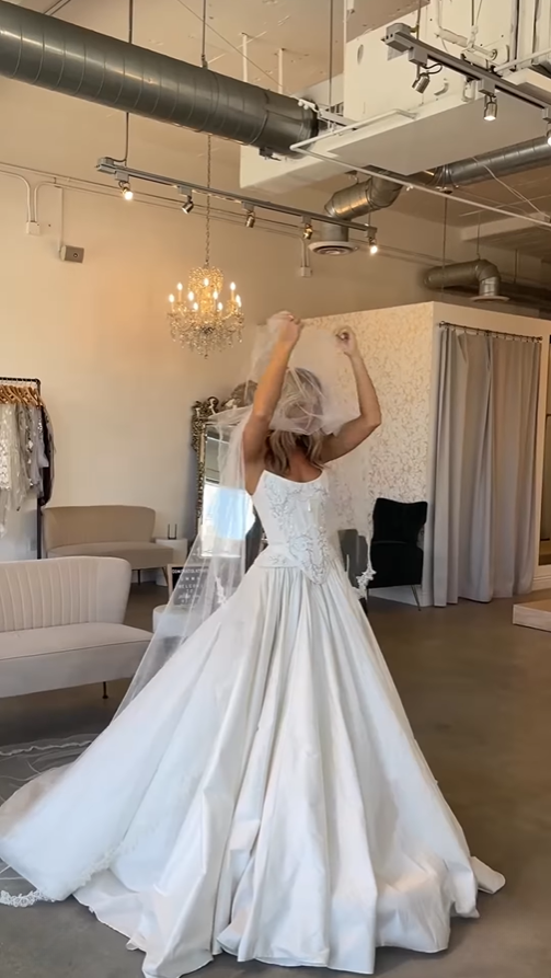 Elegant White Strapless A-Line Satin Appliques Wedding Dress Bridal Dress, D984