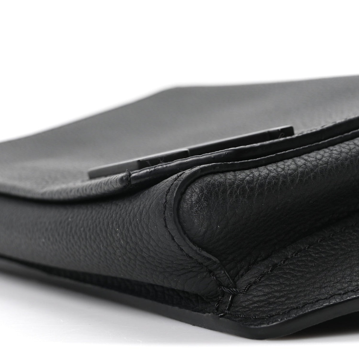 Grained Calfskin Aerogram Takeoff Sling Black