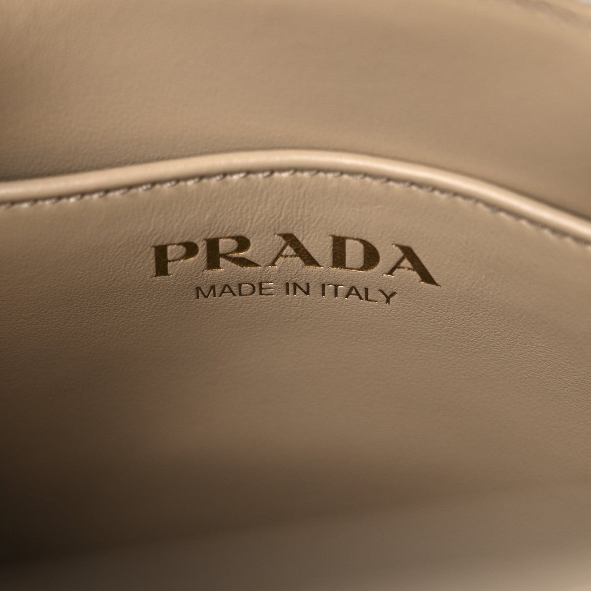 Jacquard Saffiano Triangolo Symbole Embroidered Micro Tote Corda Talco