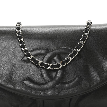 Lambskin Half Moon Wallet On Chain WOC Black