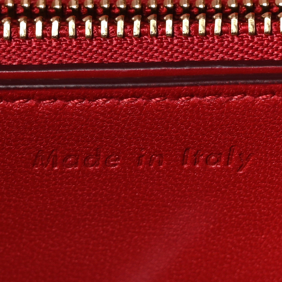 Box Calfskin Medium Classic Box Flap Bag Red