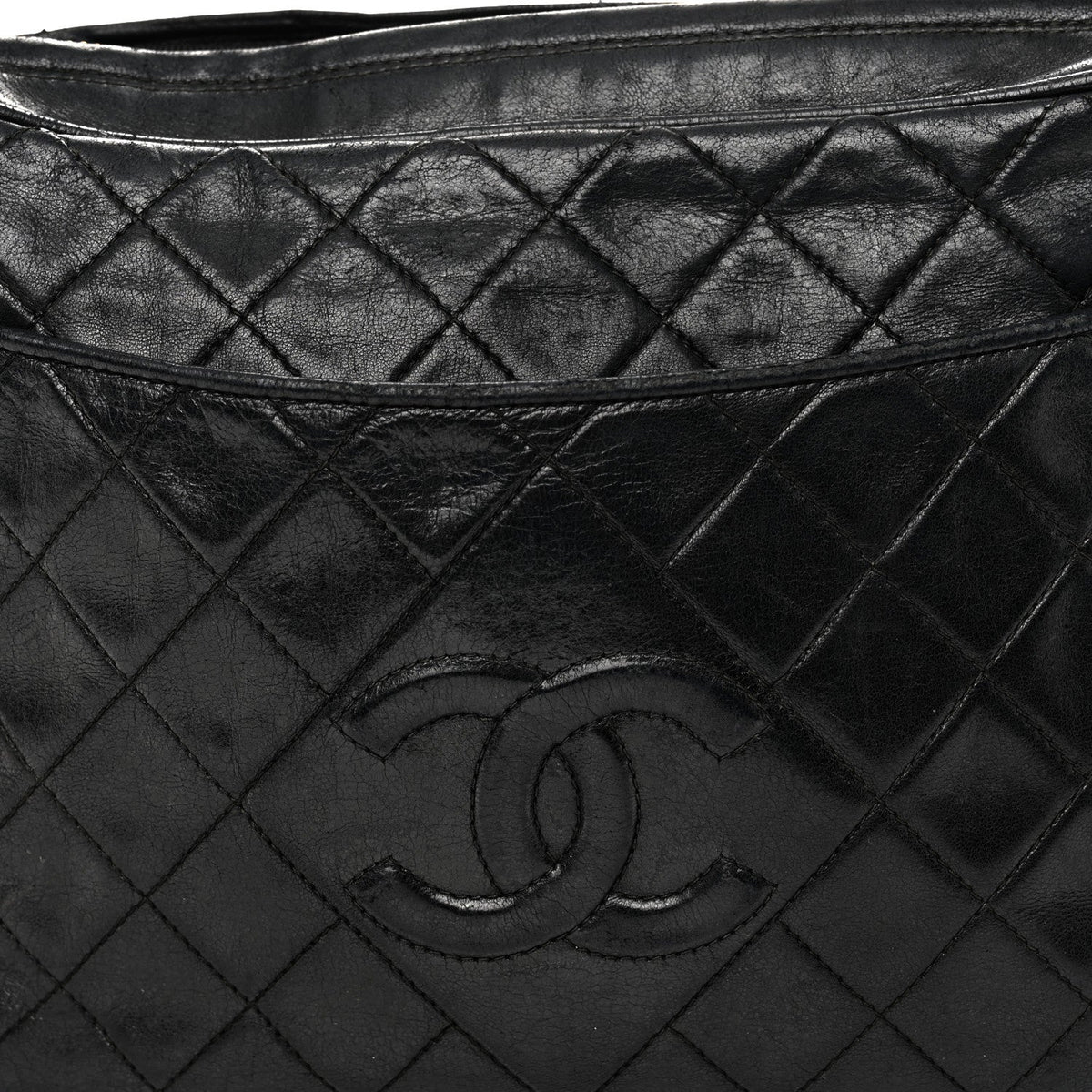 Lambskin Quilted CC Tassel Camera Case Black