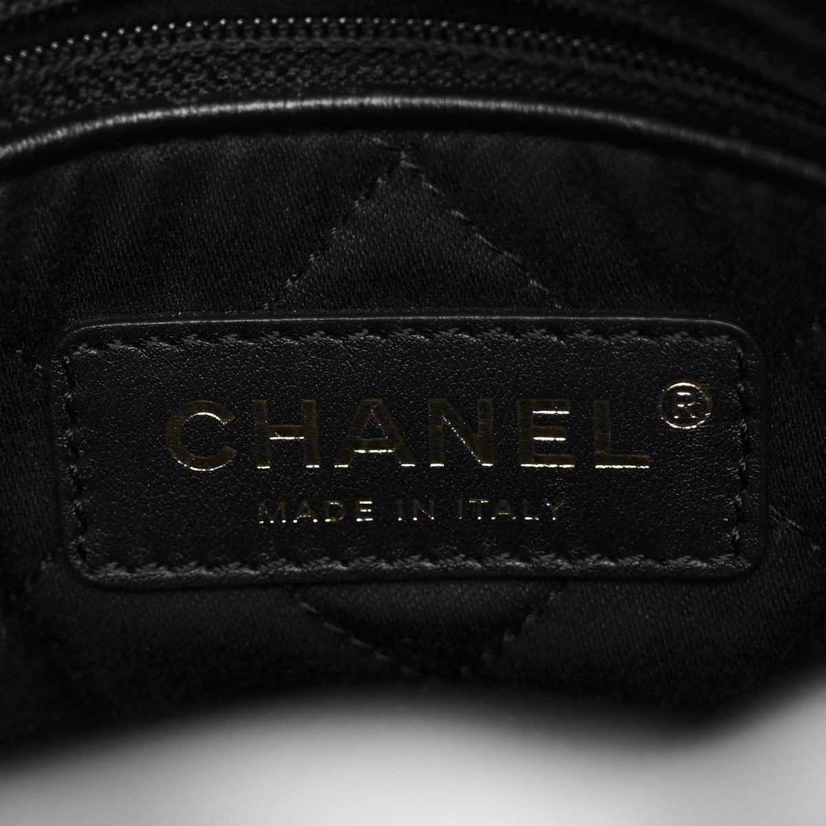 Shiny Calfskin Quilted Chanel 22 Backpack Black