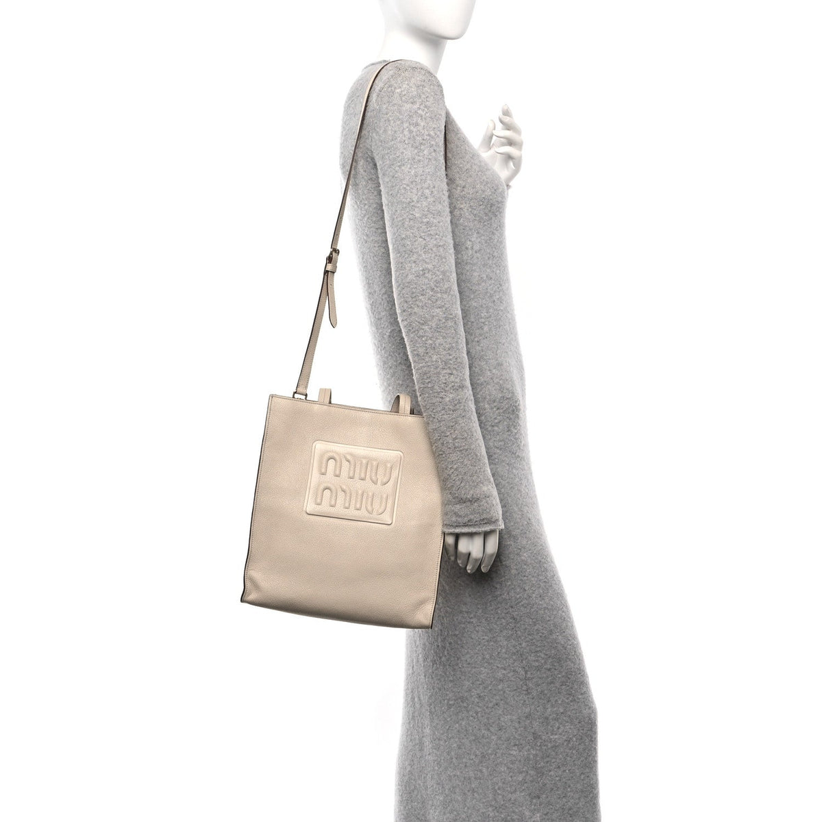 Goatskin Logo Embossed Shopping Tote Lino