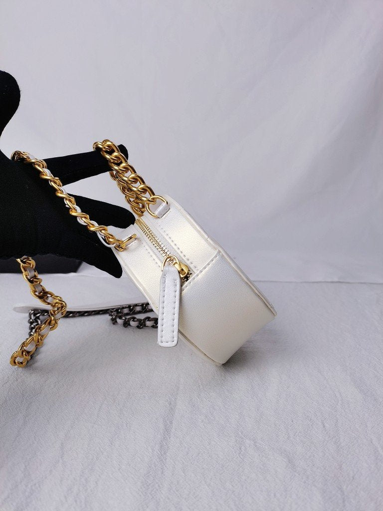 Chanel 19 Round White crossbody bag