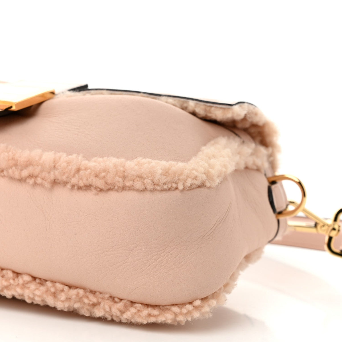 Sheepskin Nappato Shearling Baguette Soap