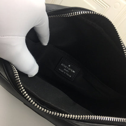 Louis Vuitton M30233 Outdoor