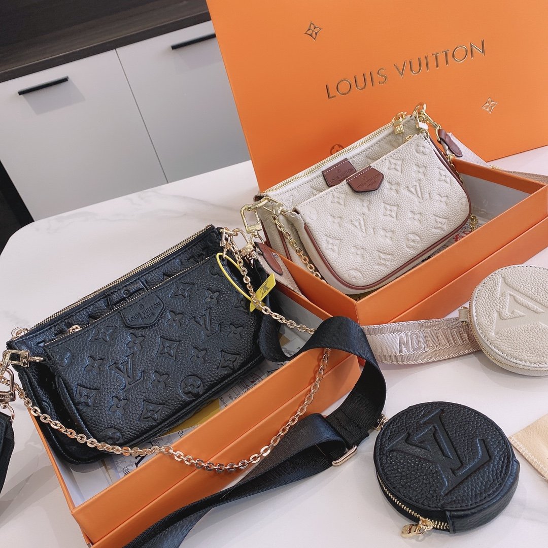 LV Louis Vuitton Easy Pouch On Strap