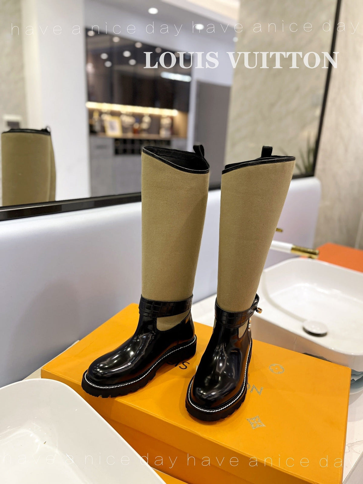 Premium LUV BOOTS 028