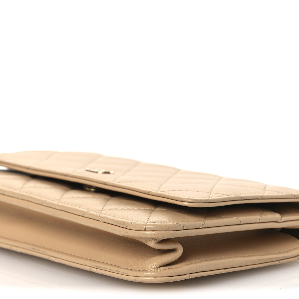 Lambskin Quilted Wallet On Chain WOC Beige