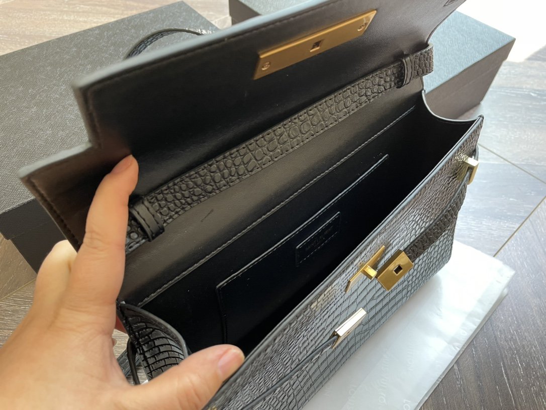 MANHATTAN TOP-HANDLE IN BOX SAINT LAURENT