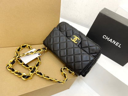 Chain Messenger Bag