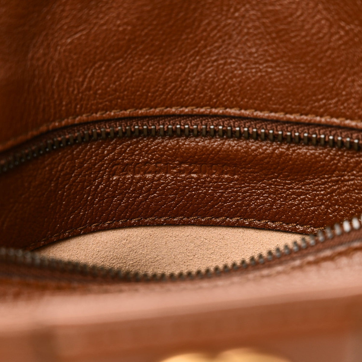 Softy Wonka Textured Dollar Calfskin Small Diana Shoulder Bag Cuir