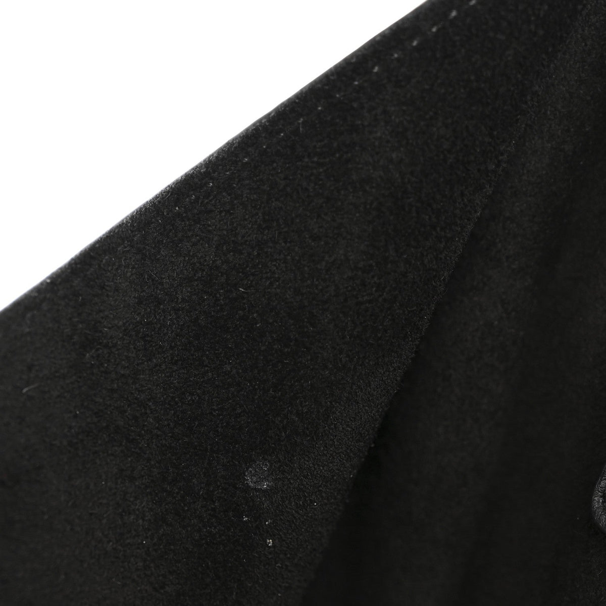 Grained Calfskin Medium Phantom Luggage Black