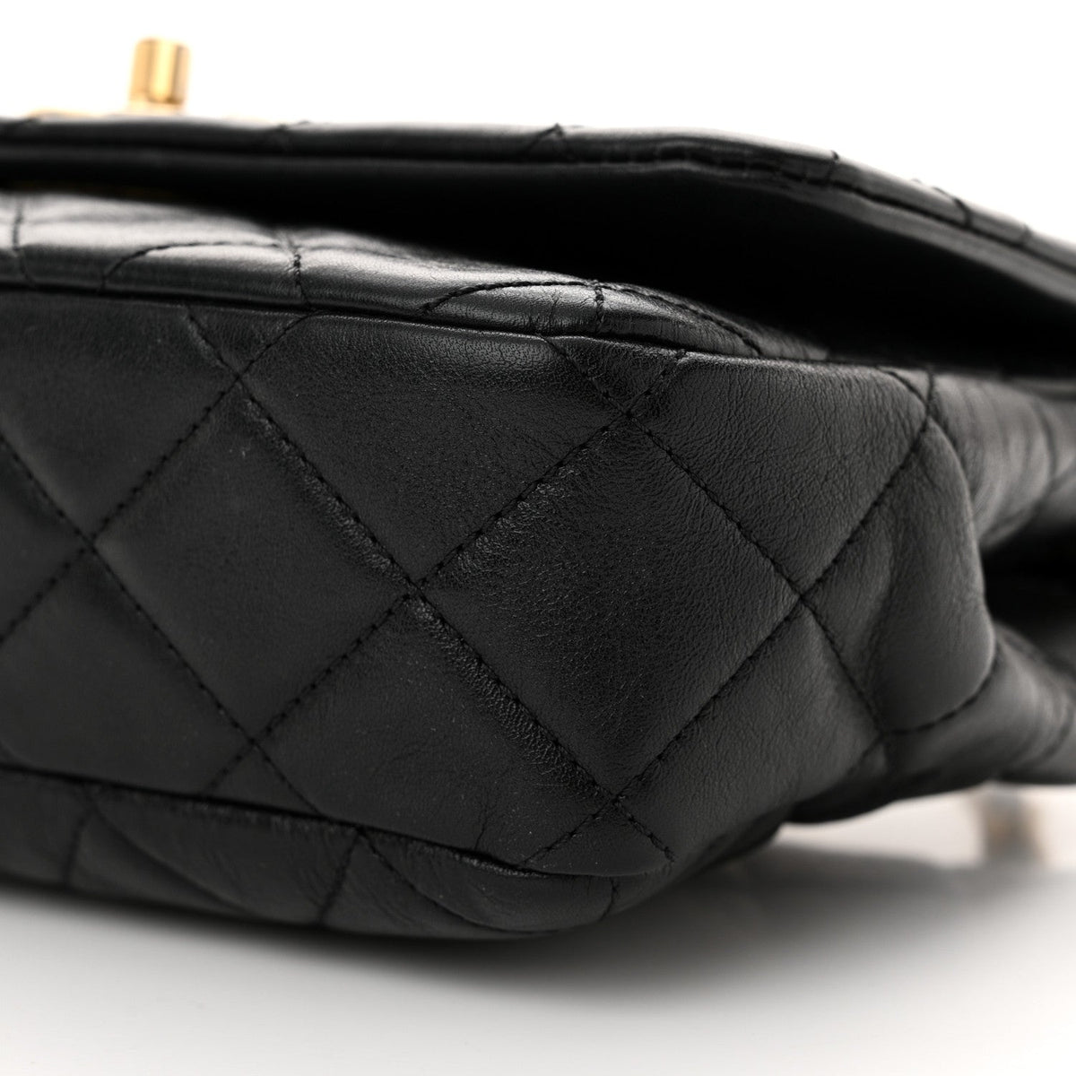 Glazed Calfskin Quilted Pearl Side Flap Black