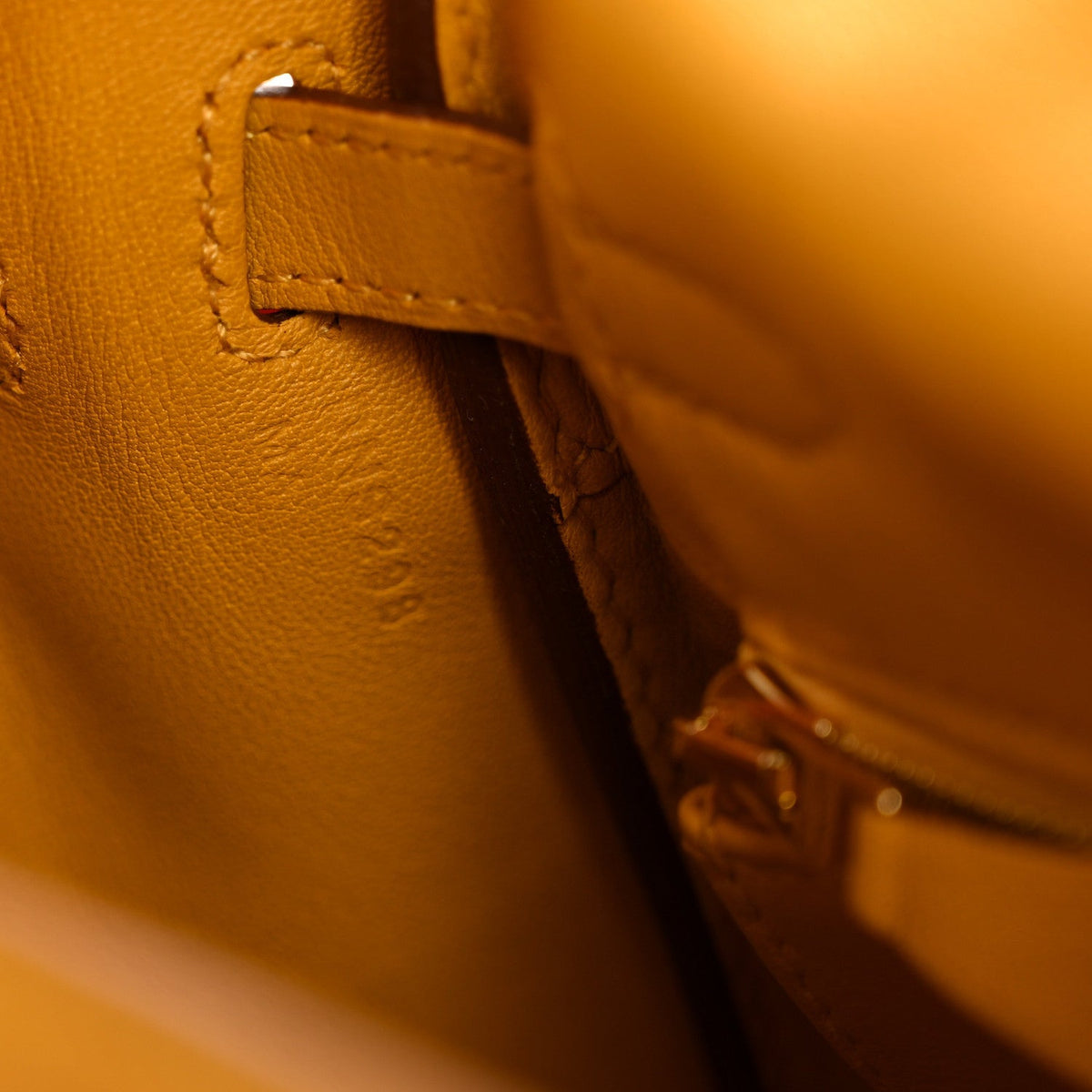 Swift Kelly Retourne 25 Jaune Ambre