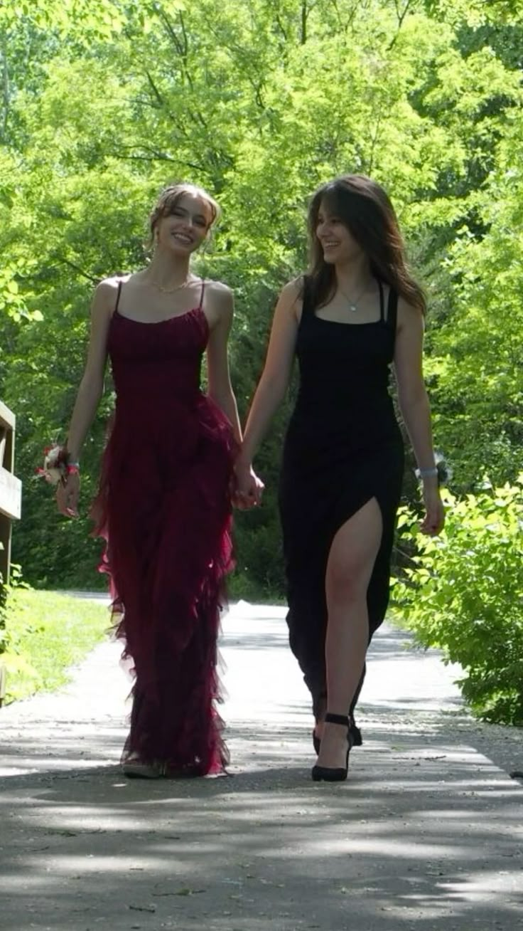 Burgundy Spaghetti Straps Sheath Ruffles Long Prom Dresses Evening Gowns, D1067