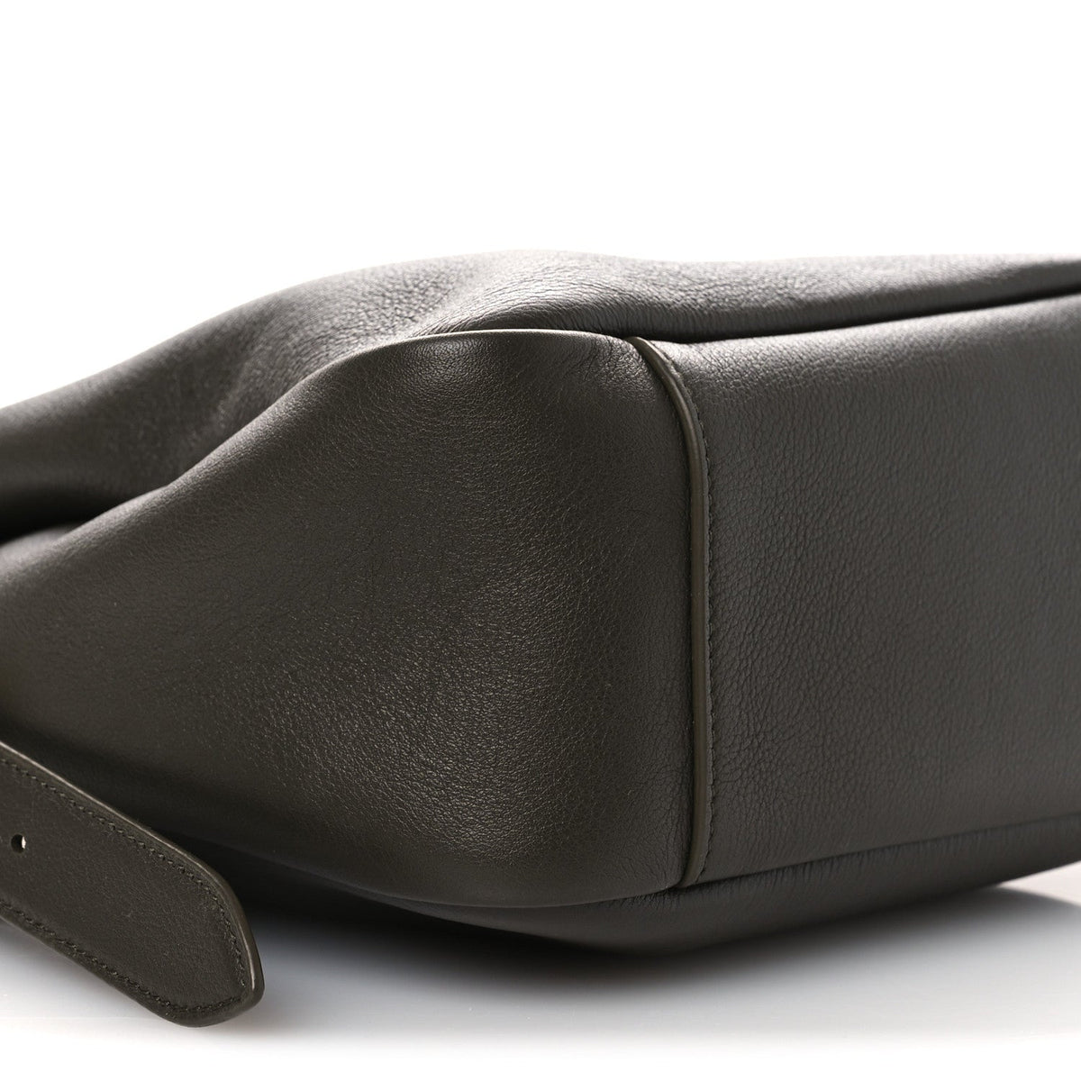 Smooth Calfskin Small Le 5 A 7 Soft Hobo Light Musk