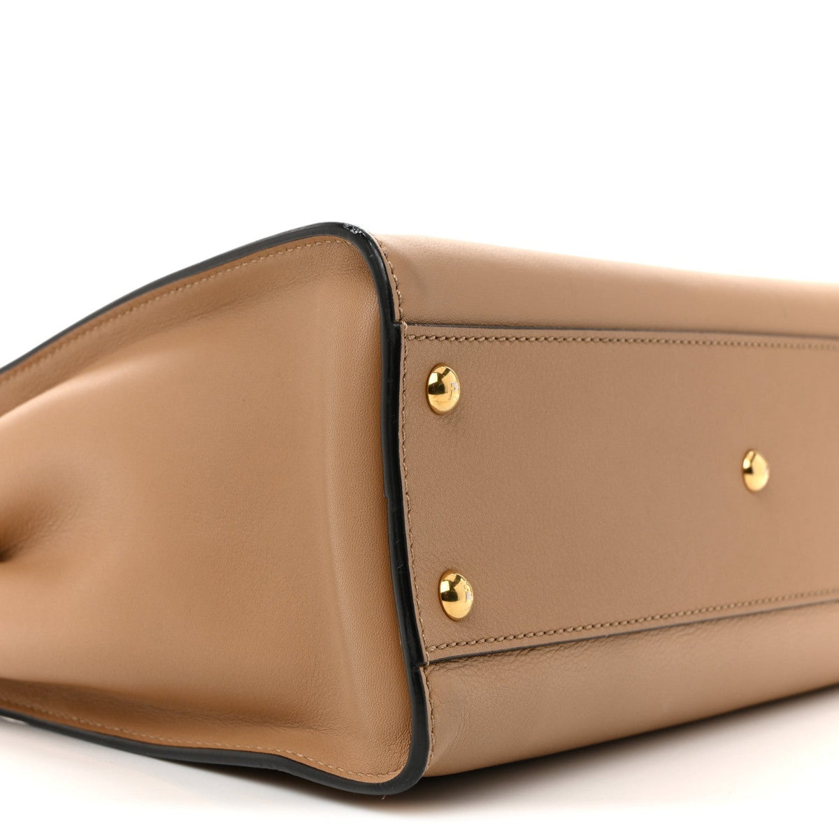 Vitello Seta Medium Peekaboo Iconic Satchel Cuoio