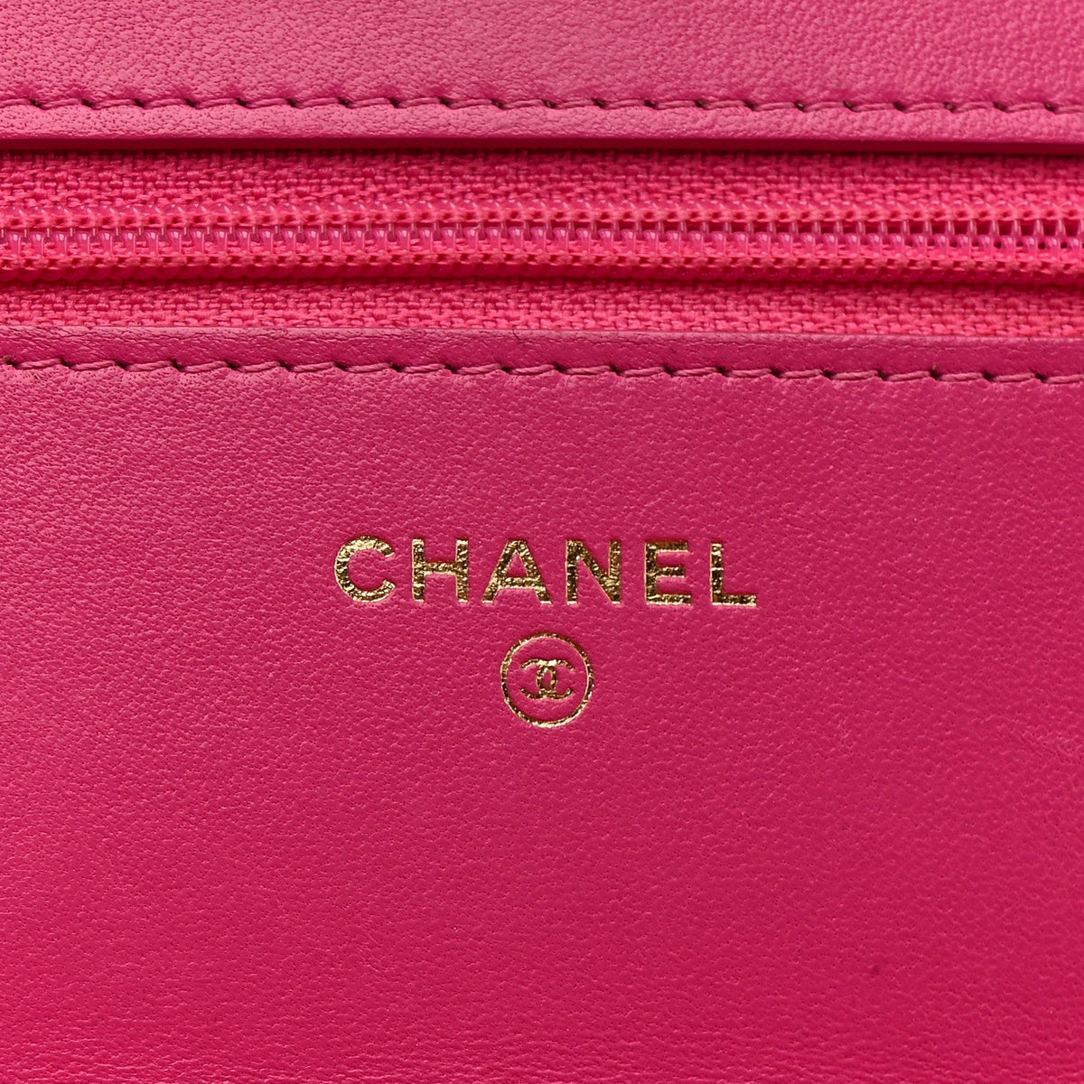 Wool Tweed Lambskin Quilted Chanel 19 Wallet On Chain WOC Fuchsia