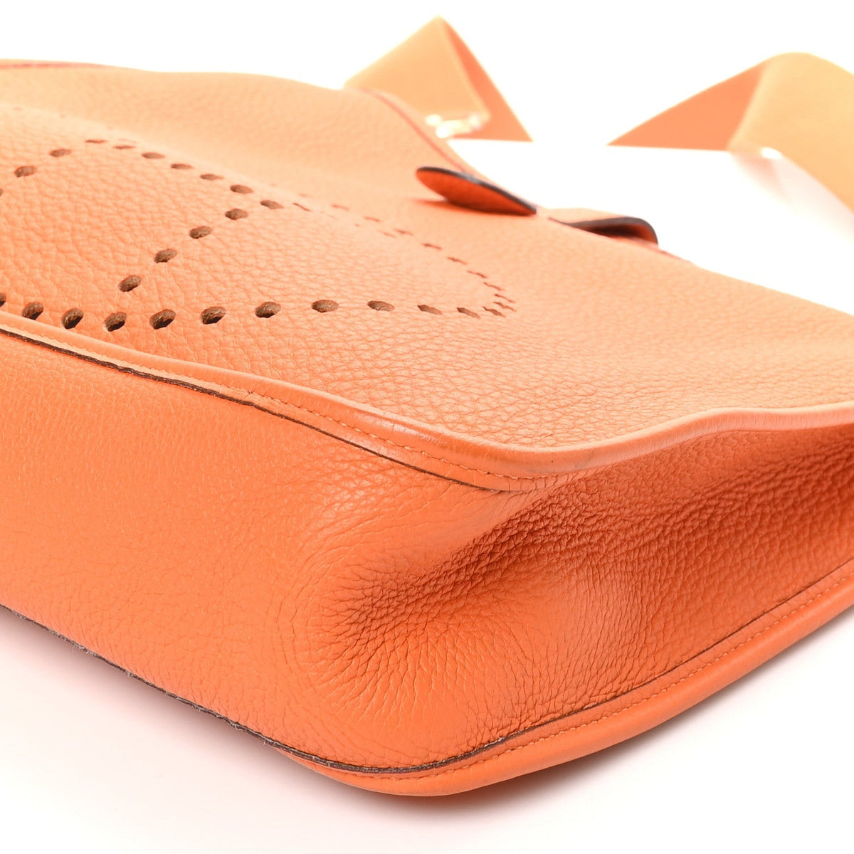 Taurillon Clemence Evelyne GM Orange