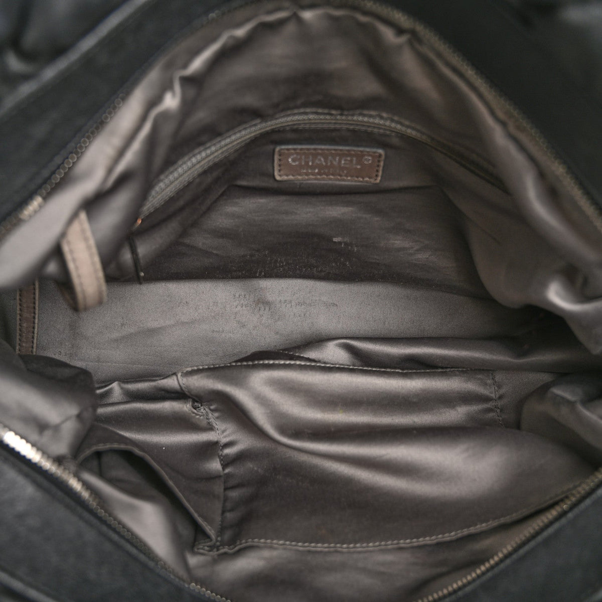 Calfskin Bubble Quilt Bowler Black
