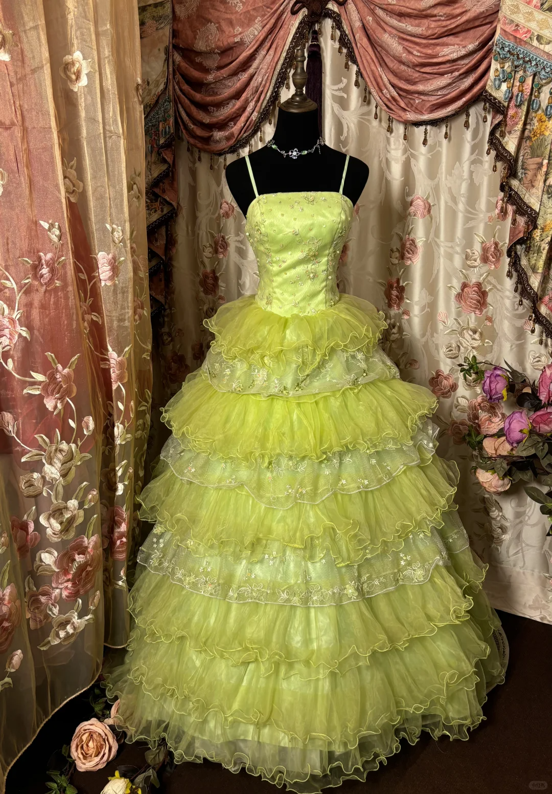 Grass Green Straps A-Line Tiered Vintage Long Prom Dress Evening Gown, D608