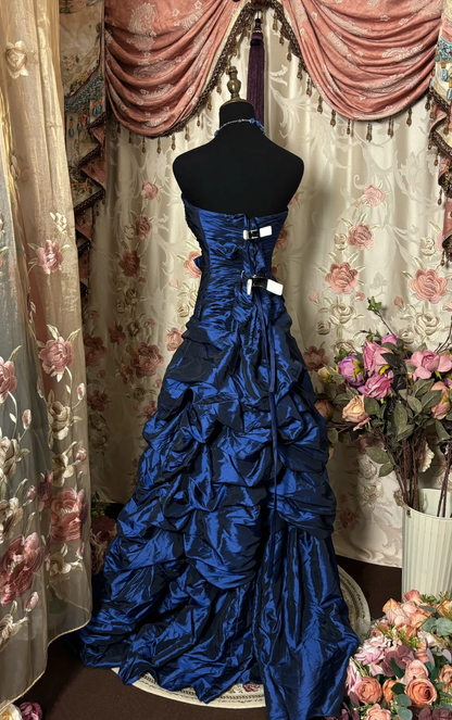 Navy Blue Sweetheart A-Line Satin Beading Long Party Dress Evening Gown, D625