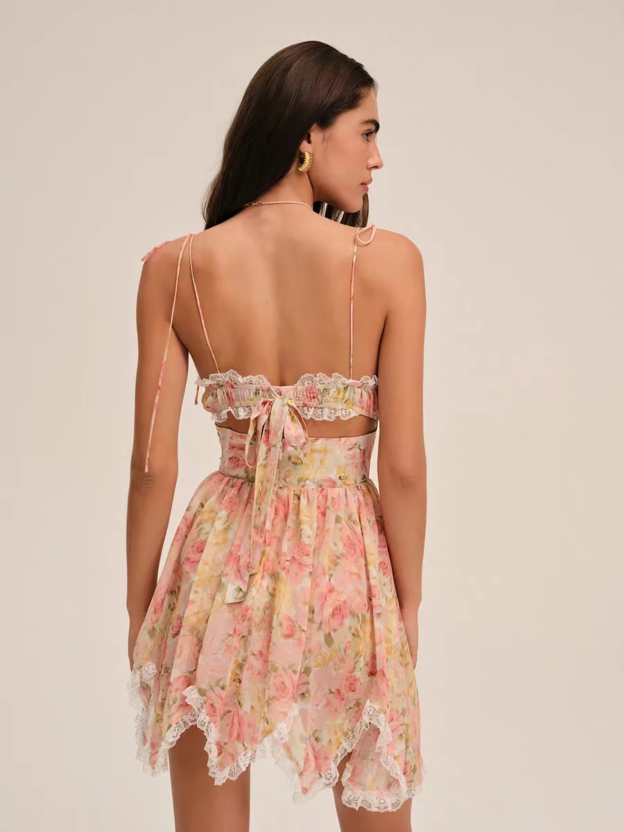 Vintage Lace Floral Spaghetti Strap Ruffled Hem Design A-line Party Dress, D1421