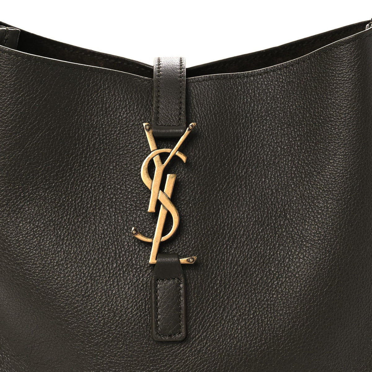 Smooth Calfskin Small Le 5 A 7 Soft Hobo Light Musk