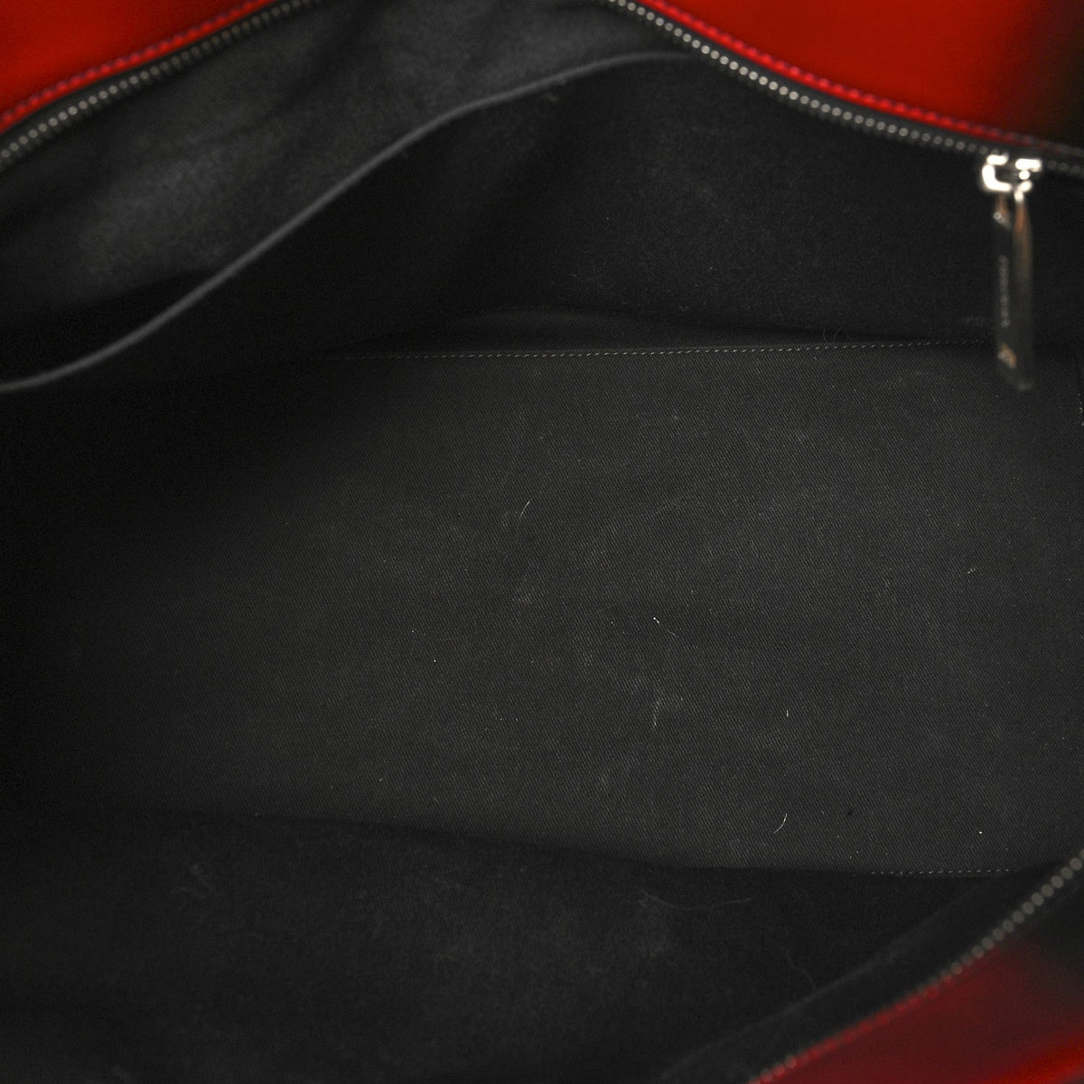 Smooth Airbrushed Calfskin XL Gancini Buckles Tote Bag Flame Red Black