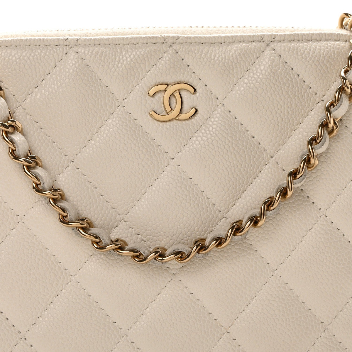 Caviar Quilted Classic Clutch With Chain White