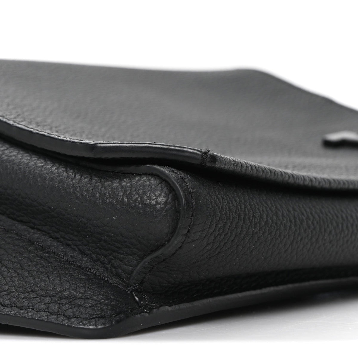 Grained Calfskin Aerogram Takeoff Sling Black