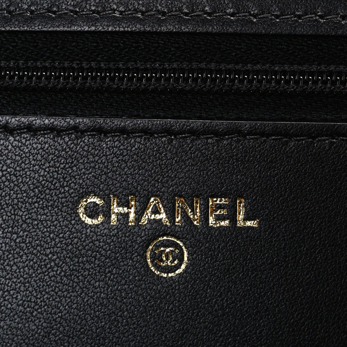 Lambskin Pearl Strass Quilted CC Wallet on Chain WOC Black
